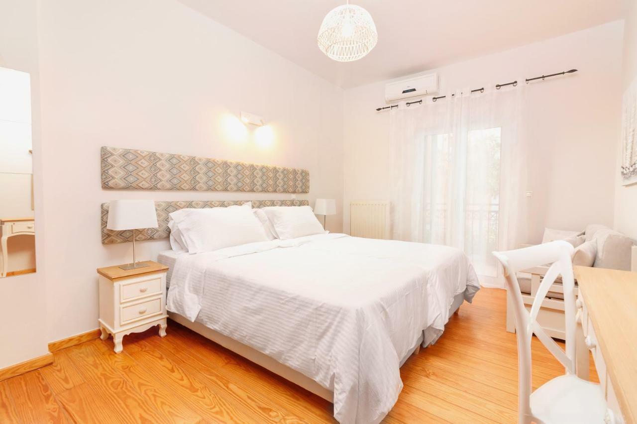 Charming And Comfy House Daire Agia Marina Dış mekan fotoğraf